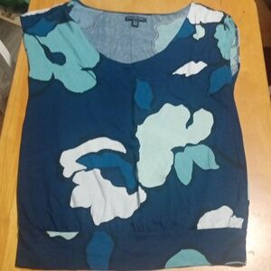 American eagle outfitters size medium ladies top teal colors